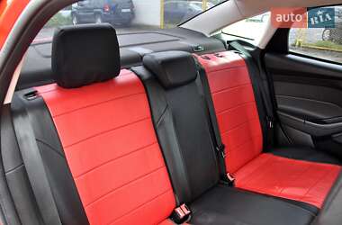 Седан Ford Focus 2014 в 