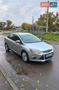 Седан Ford Focus 2014 в 