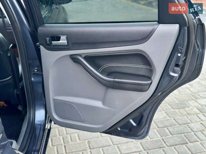 Универсал Ford Focus 2010 в Вараше фото 31 Универсал Ford Focus 2010 в Вараше