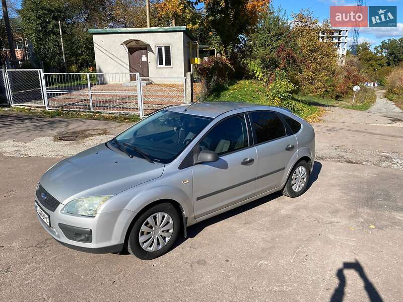 Хэтчбек Ford Focus 2005 в Житомире