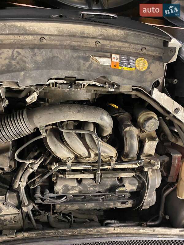Хэтчбек Ford Focus 2005 в Житомире