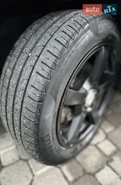 Седан Ford Focus 2011 в 