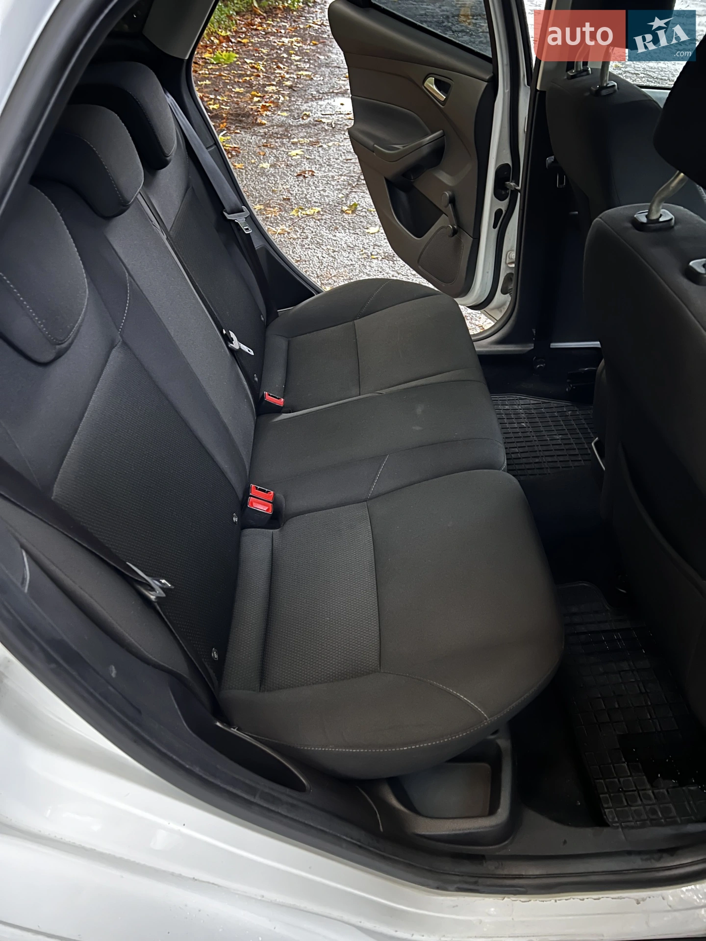 2015 Ford Focus - мініатюра 3