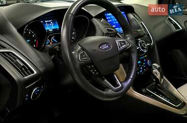 Седан Ford Focus 2018 в 