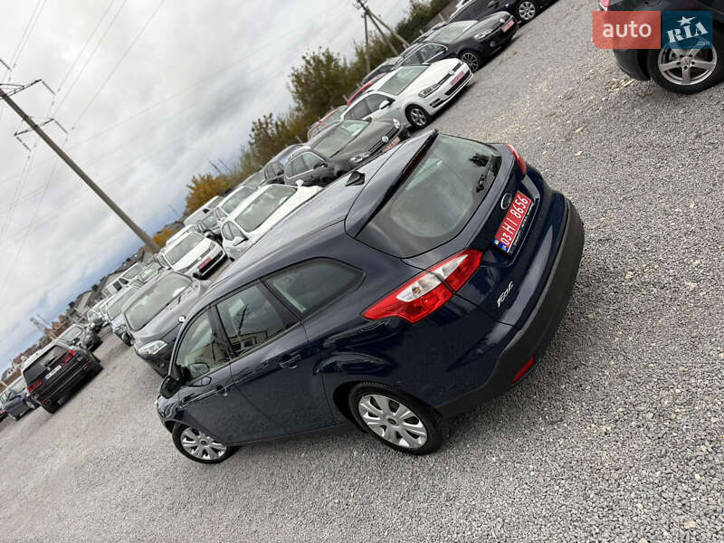 Ford Focus 2011
