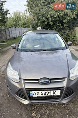 Хэтчбек Ford Focus 2014 в Каменском