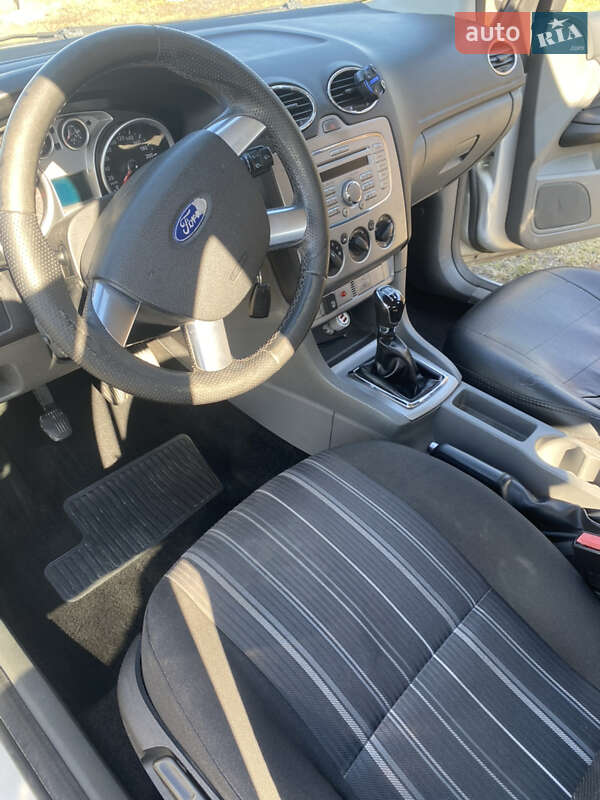 Хетчбек Ford Focus 2008 в Рівному