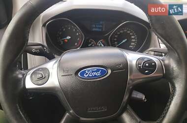Универсал Ford Focus 2013 в 