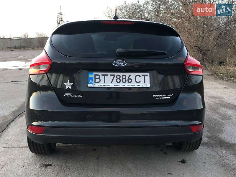 Хэтчбек Ford Focus 2015 в Киеве