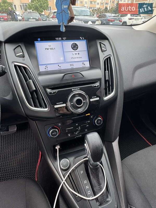 Хетчбек Ford Focus 2017 в Софіївській Борщагівці