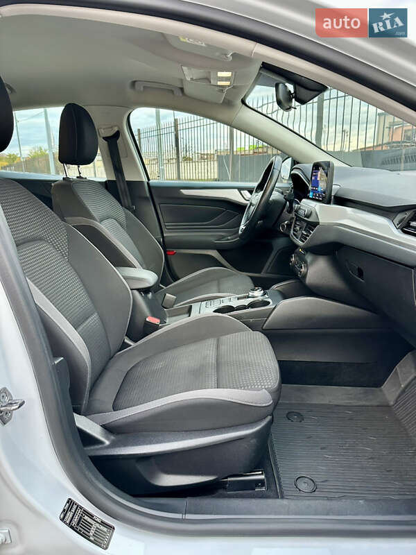 Хетчбек Ford Focus 2020 в Києві фото 28 Хетчбек Ford Focus 2020 в Києві