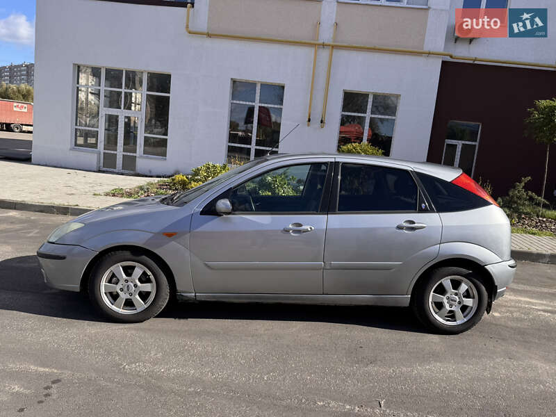 Хэтчбек Ford Focus 2002 в Киеве фото 5 Хэтчбек Ford Focus 2002 в Киеве