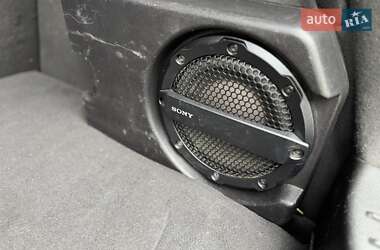 Хэтчбек Ford Focus 2012 в 