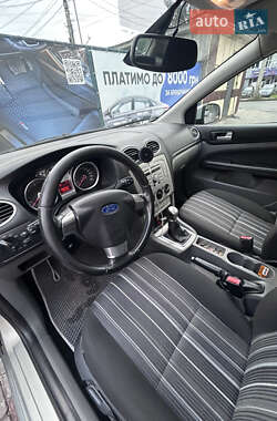 Хэтчбек Ford Focus 2009 в 