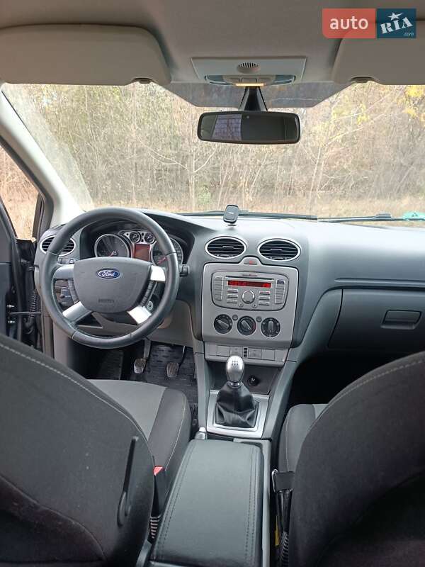 Универсал Ford Focus 2010 в Прилуках фото 2 Универсал Ford Focus 2010 в Прилуках