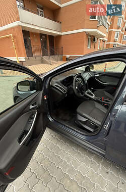 Универсал Ford Focus 2014 в 