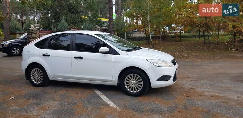 Хэтчбек Ford Focus 2010 в Буче