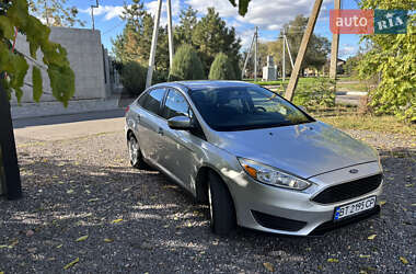 Седан Ford Focus 2015 в 