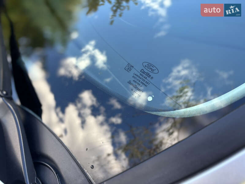 Седан Ford Focus 2015 в Николаеве