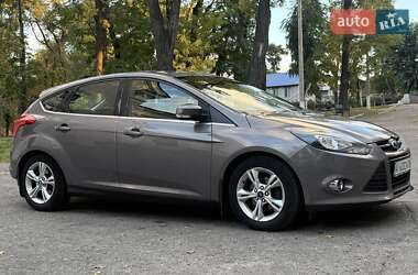 Хетчбек Ford Focus 2013 в 