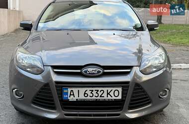 Хетчбек Ford Focus 2013 в 