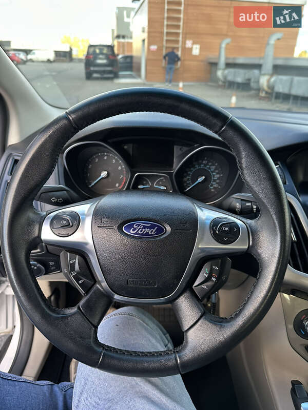 Седан Ford Focus 2012 в Києві