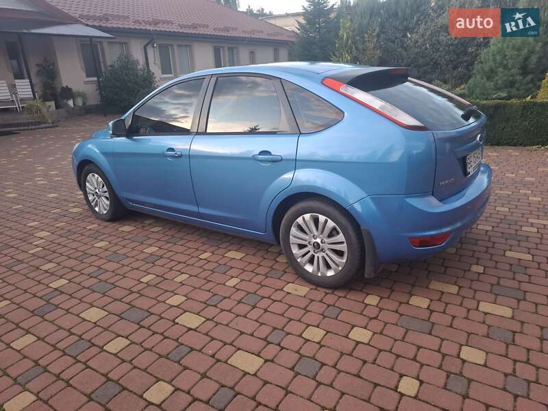 Хэтчбек Ford Focus 2010 в Нововолынске фото 5 Хэтчбек Ford Focus 2010 в Нововолынске