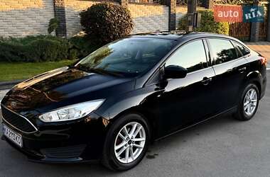 Седан Ford Focus 2017 в Киеве