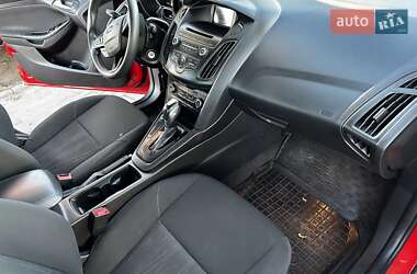 Седан Ford Focus 2015 в 