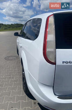 Універсал Ford Focus 2010 в 