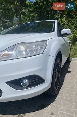 Універсал Ford Focus 2010 в 