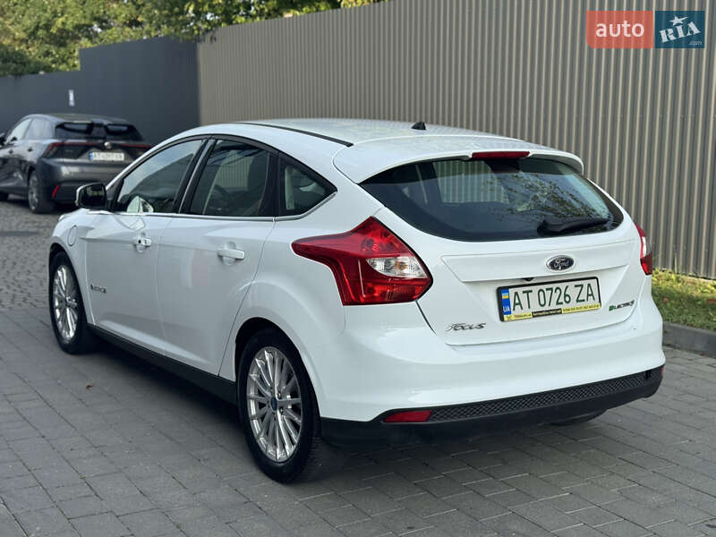 Хэтчбек Ford Focus 2014 в Ивано-Франковске фото 5 Хэтчбек Ford Focus 2014 в Ивано-Франковске