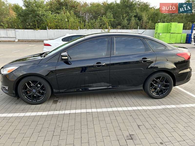 Седан Ford Focus 2016 в Луцке