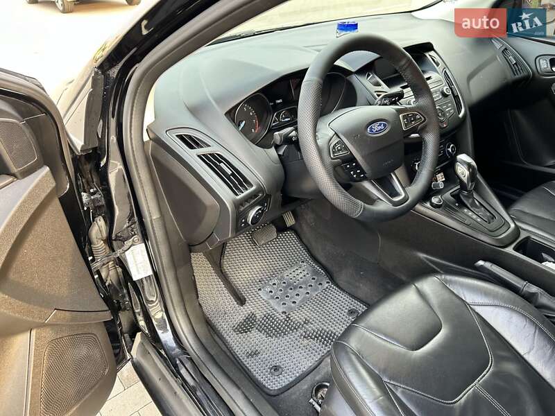 Седан Ford Focus 2016 в Луцке