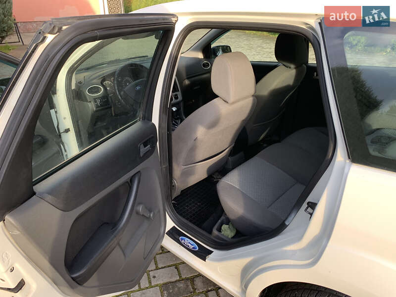 Универсал Ford Focus 2006 в Самборе фото 7 Универсал Ford Focus 2006 в Самборе