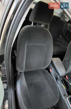 Седан Ford Focus 2005 в 