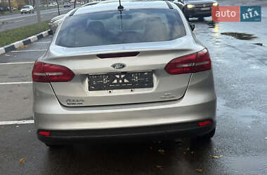 Седан Ford Focus 2016 в 