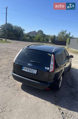 Универсал Ford Focus 2010 в 