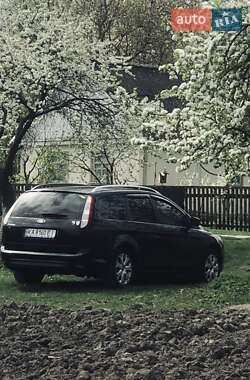 Универсал Ford Focus 2010 в 