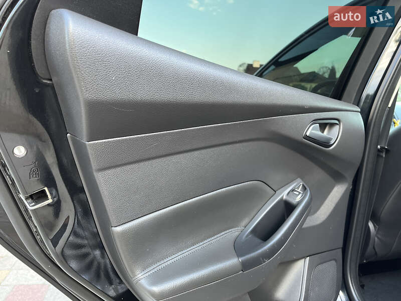 Хетчбек Ford Focus 2012 в Стрию фото 81 Хетчбек Ford Focus 2012 в Стрию