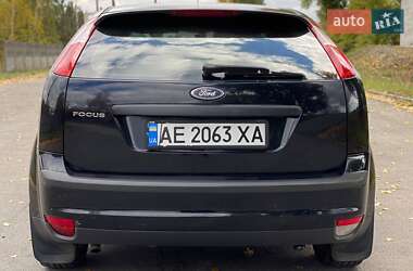 Хетчбек Ford Focus 2005 в 