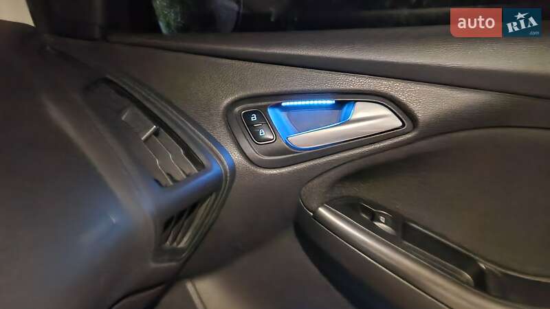 Хэтчбек Ford Focus 2016 в Шепетовке