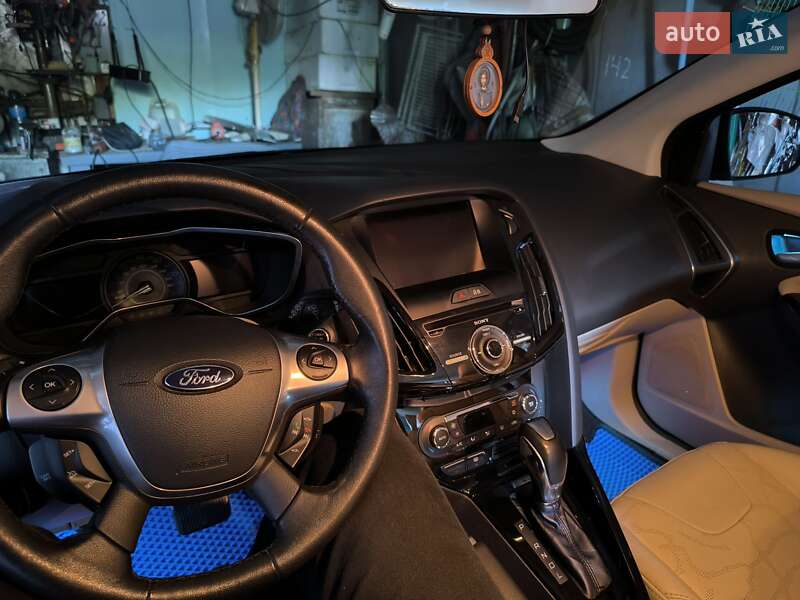 Хэтчбек Ford Focus 2014 в Виннице