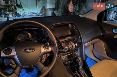 Хэтчбек Ford Focus 2014 в 