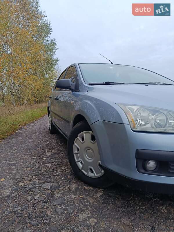 Хетчбек Ford Focus 2005 в Мені