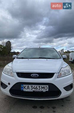 Хетчбек Ford Focus 2011 в 