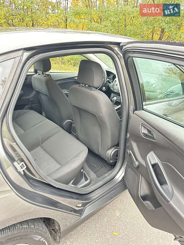 Седан Ford Focus 2015 в Полтаві фото 9 Седан Ford Focus 2015 в Полтаві