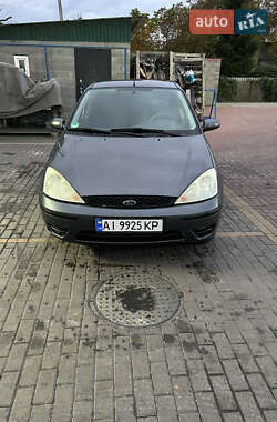 Хетчбек Ford Focus 2004 в 