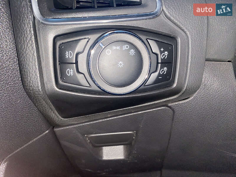 Универсал Ford Focus 2014 в Киеве фото 22 Универсал Ford Focus 2014 в Киеве