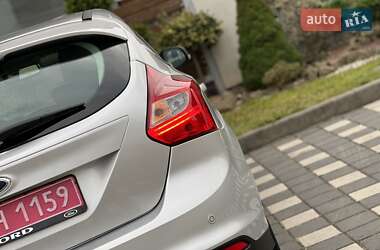 Хэтчбек Ford Focus 2014 в 